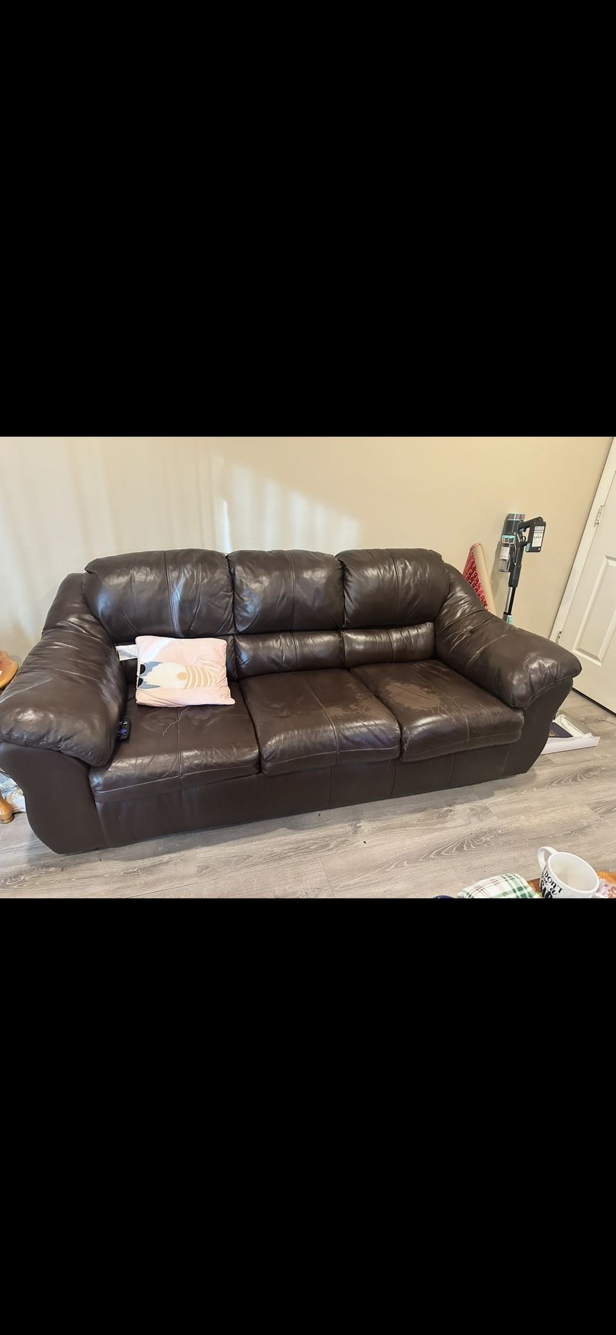 Leather Livingroom Set