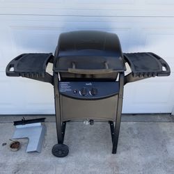 Charbroil Grill 