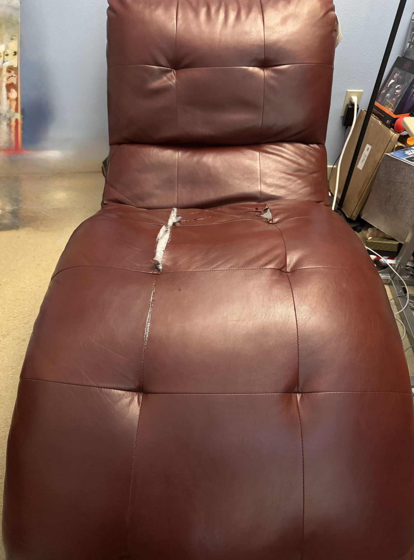 Leather Chaise Longue (“lounge”) — Needs Repair/reupholstery