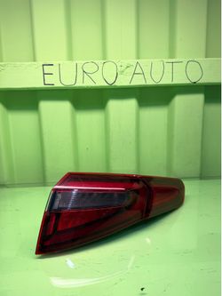 2017 2018 2019 2020 2021 2022 ALFA ROMEO STELVIO Right Passenger Side Quarter Panel / Outer Tail Light OEM ALFA 949 T1 SAE RH