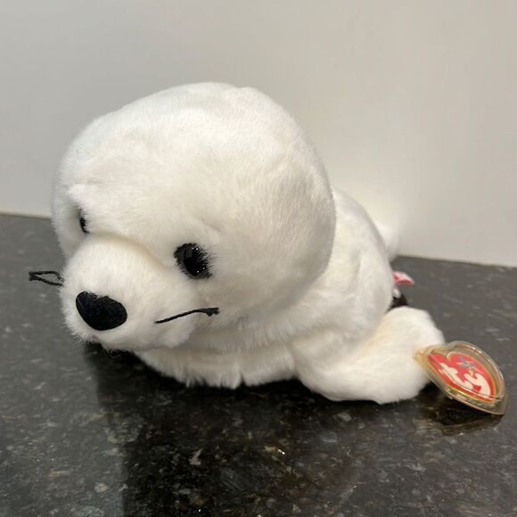 TY Buddy Beanie Baby 2001 The White Seal Plush New With Tags. Size 13”