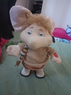 Vintage Topo Gigio Plush sings and dances " no rompas más, mi pobre corazón"