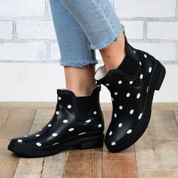 NWB Journee Collection TEKOA, Black Dot / 8, Round Toe Pull On Wedge Ankle Boots