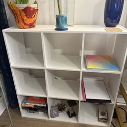 White 9 Block Bookcase 