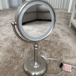 Sunter Professional LED Vanity Mirror Brushed Nickel, Large Tall 18 inch, Two-Sided 1x/10x Magnified, Illuminated, True Color, Fog Free, Silver Finish