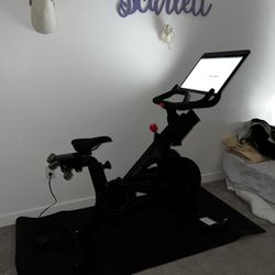 Peloton Bike+