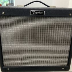 Fender Blues Junior Amplifier  Super Clean Works Perfectly Tube’s 15 Watts 