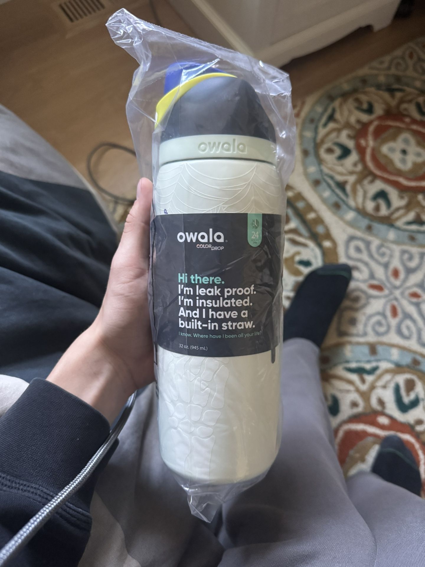 Owala Rip—Glow in the dark limited edition! 32 oz water bottle