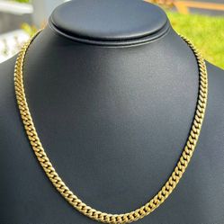 Jewelry 10k Hollow Yellow Gold Cuban link 24.00” Chain necklace 19.20grams 5.50mm
