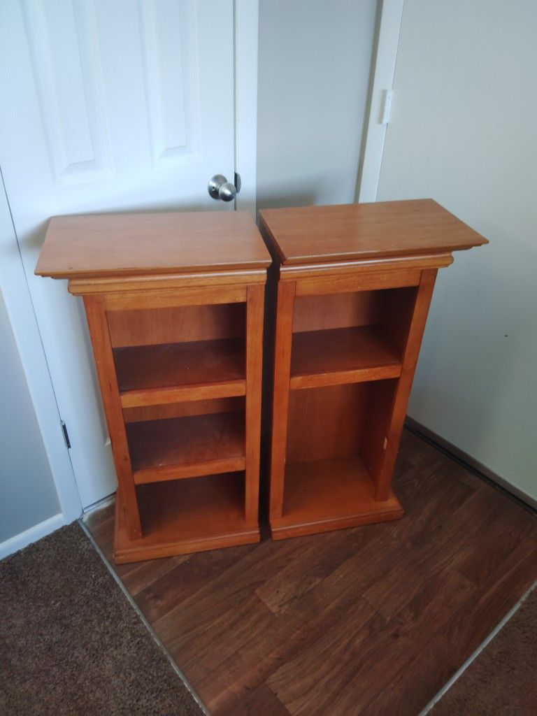 Small Wooden Bookshelves 