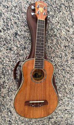 George Washburn Lyon LU-5 All Koa Concert Ukulele
