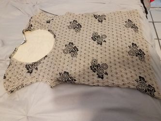 Medium old navy shirt