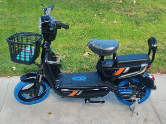 Brand New Electric Scooter - 2 Seat - 48v - 350W - 20ah - 40 Miles