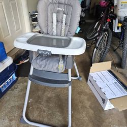 Baby high chair 