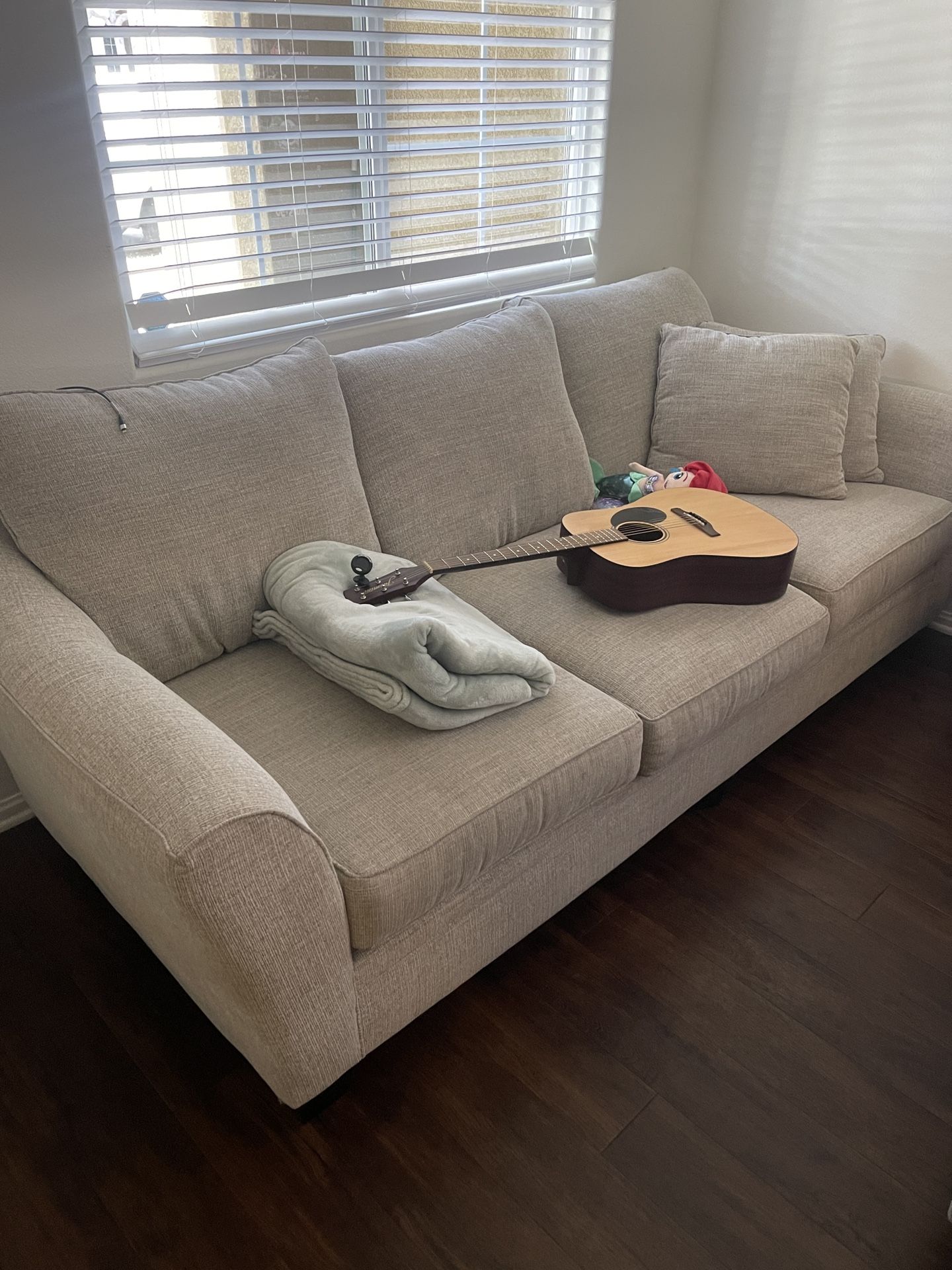 Couch Set (3 Person Couch, Love Seat, And Ottoman)