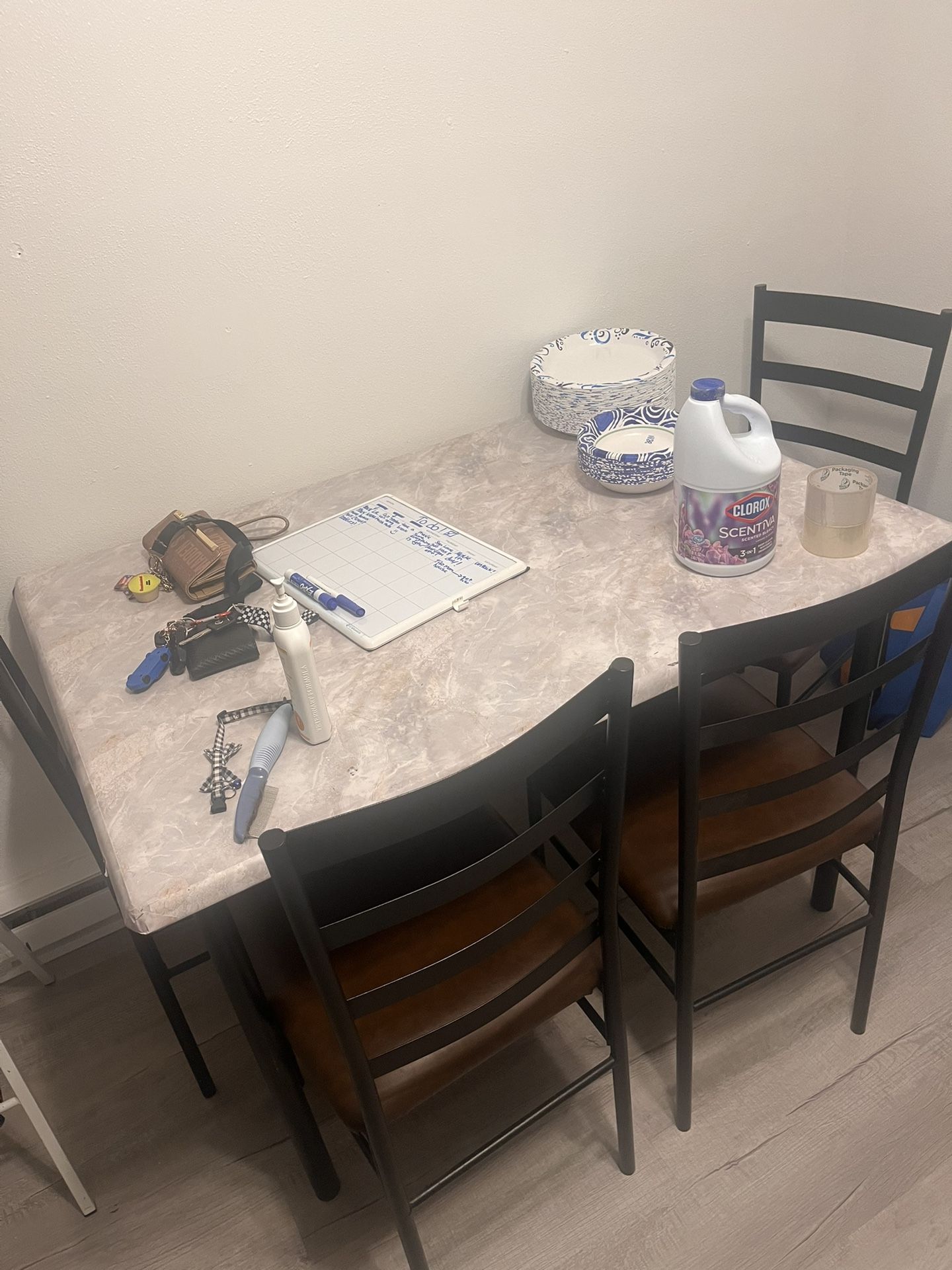 Kitchen table