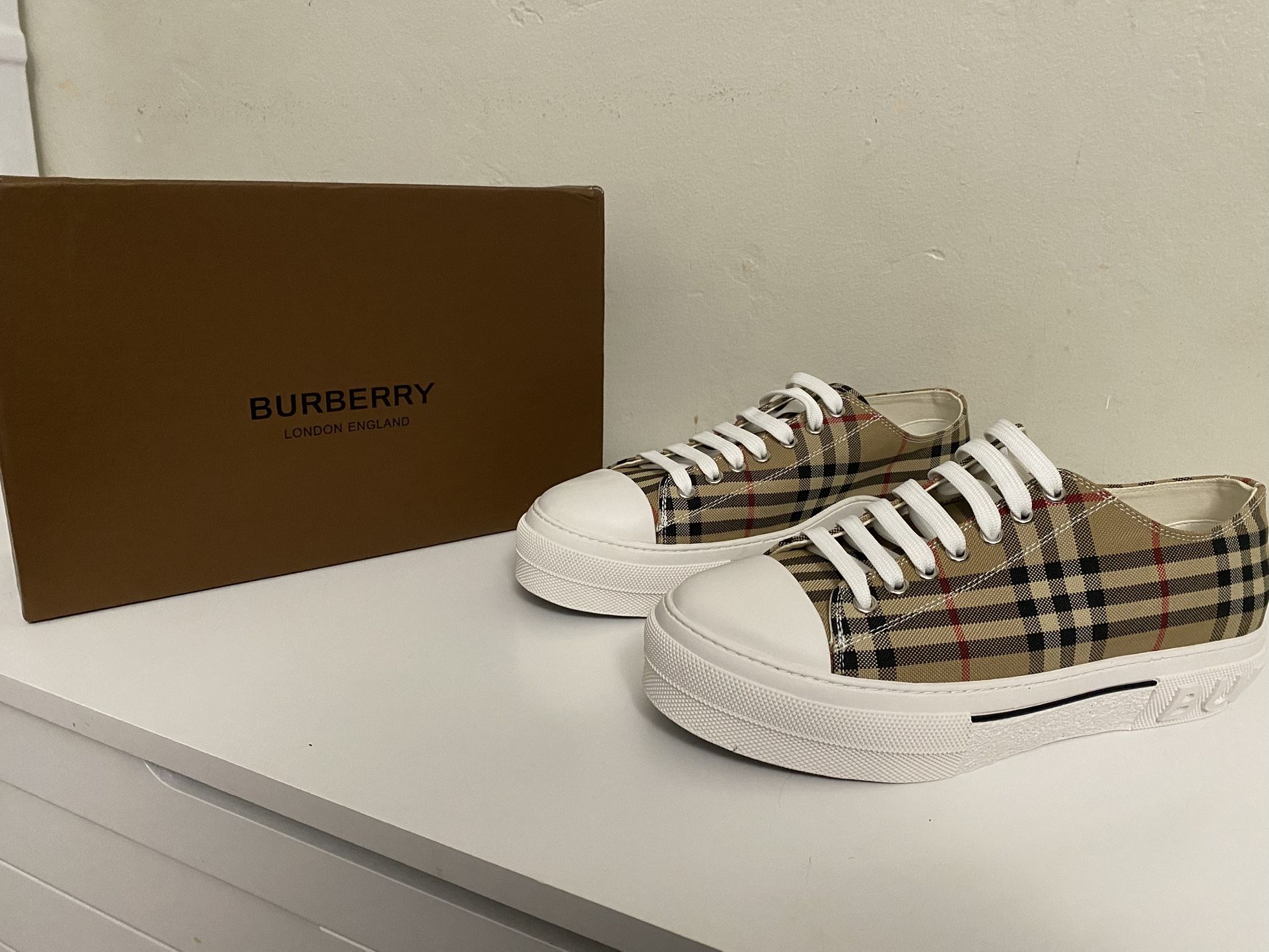 burberry shoes