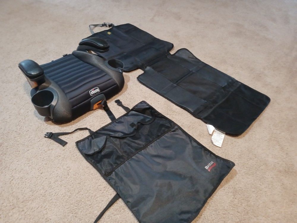 Chicco Backless Booster Seat And Protection Mats