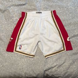Mitchell & Ness Cavaliers Swingman Shorts, Size Large