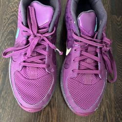 LaMelo Ball Sneakers 8.5