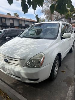 2009 KIA Sedona