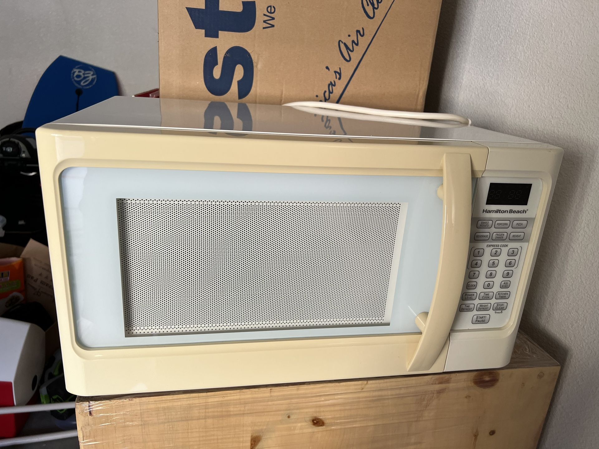 Microwave clean and big