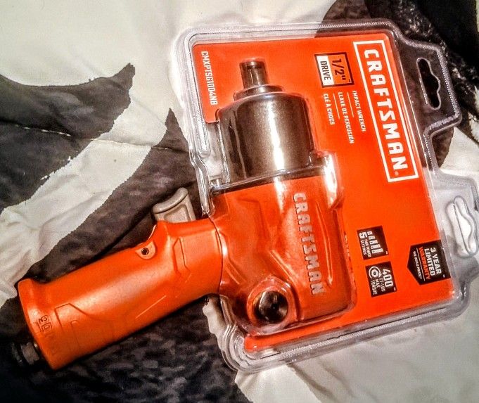 Craftsman 1/2-inch 400 ft-lbs Air Impact Wrench, model number CMXPTSG1004NB