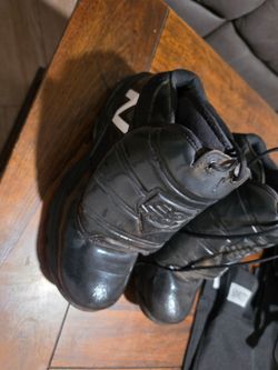 Lightly Used New Balance Umpire Shoes 8 1/2 Wide