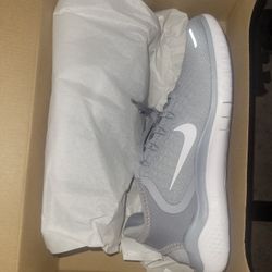 Women's Running Shoes