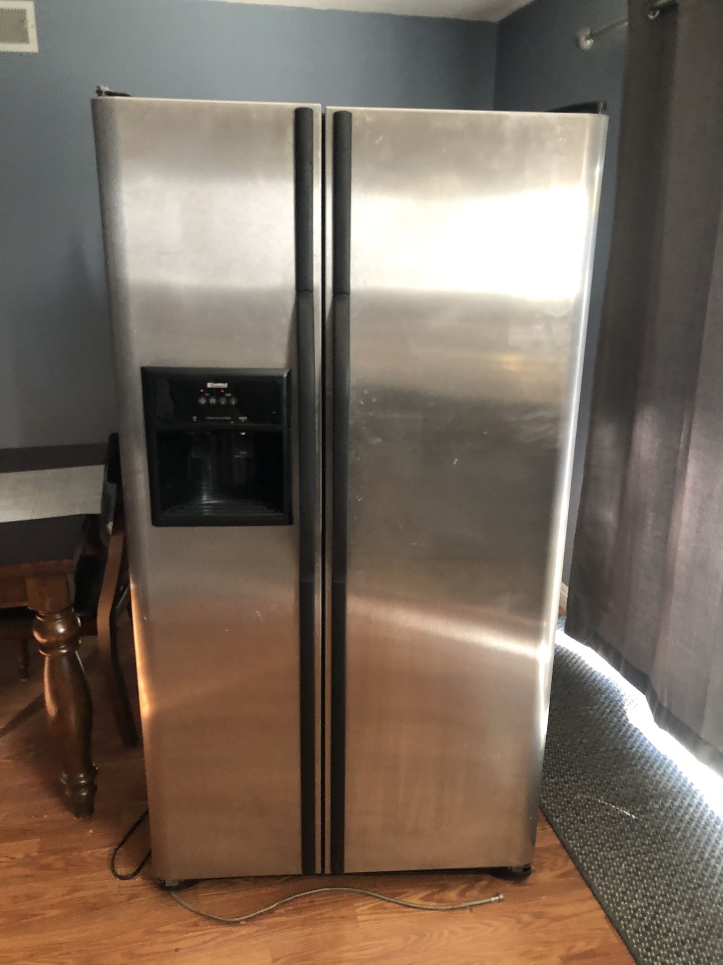 FREE REFRIGERATOR