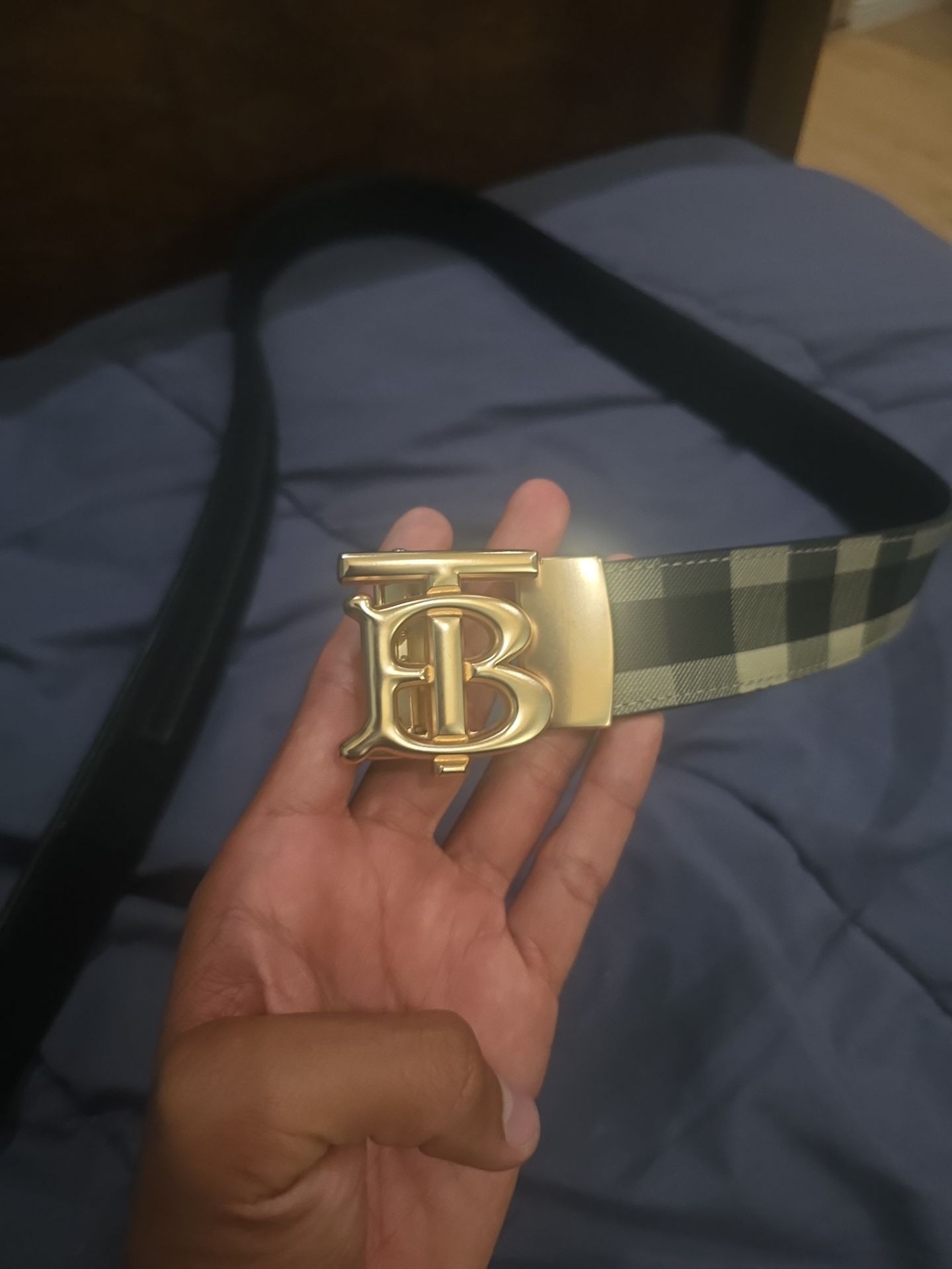 Burburry belt