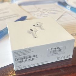 BRAND NEW APPLE AIRPODS 4