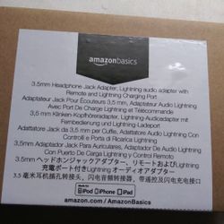 Amazon Basics 3.5mm Headphone Jack Adapter