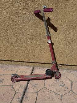 Kick Scooter for Kids - Lightweight, Foldable, Aluminum Frame, and Adjustable Handlebars
