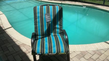 Reversible patio chair cushions 4