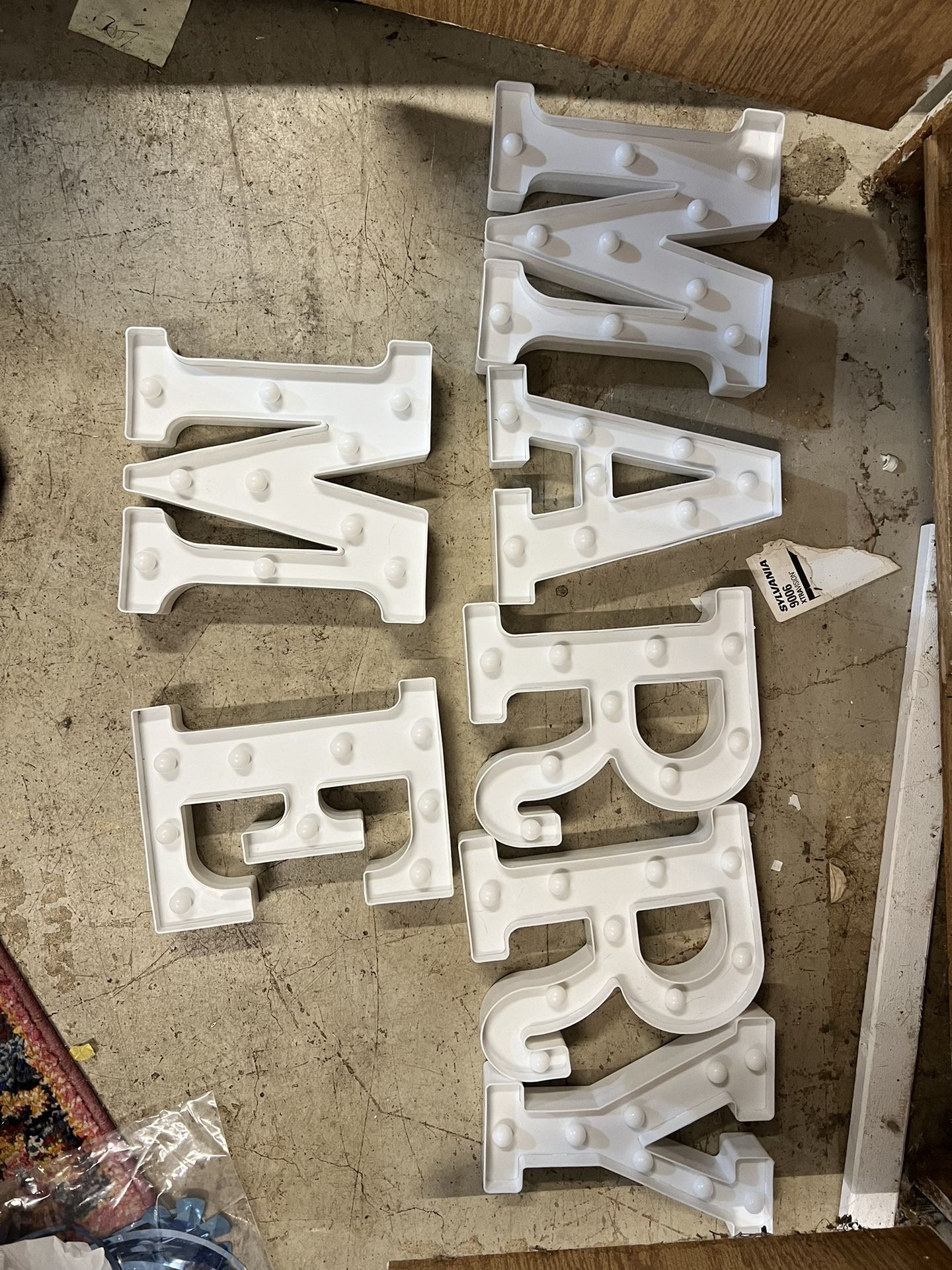 “Marry Me” Light Up Letters