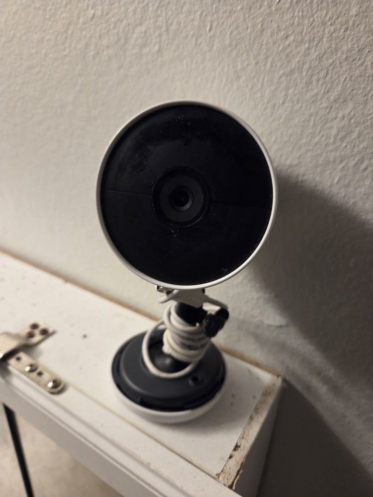 GOOGLE NEST CAMERA