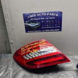 Tail Light Mercedes Benz W204