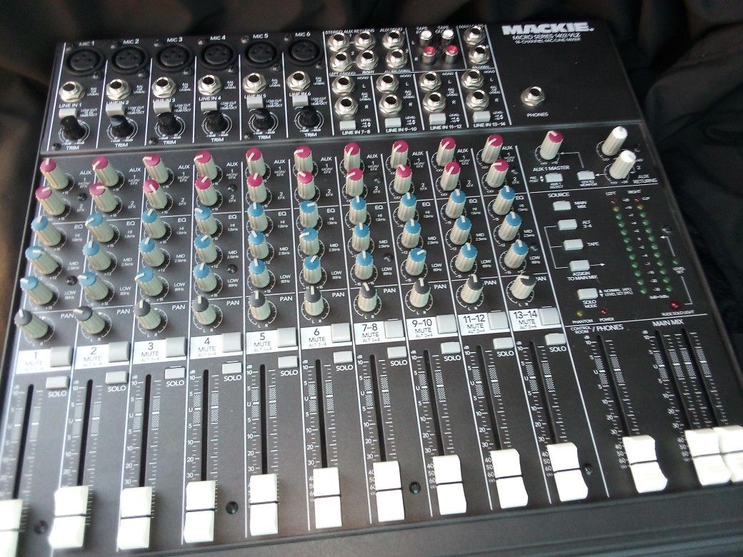 Mackie Micro Series 1402VLZ - 14 Channel Michelle/Line Mixer