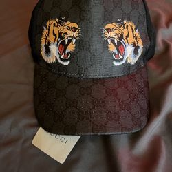 Gucci Hats Armani V Lone 