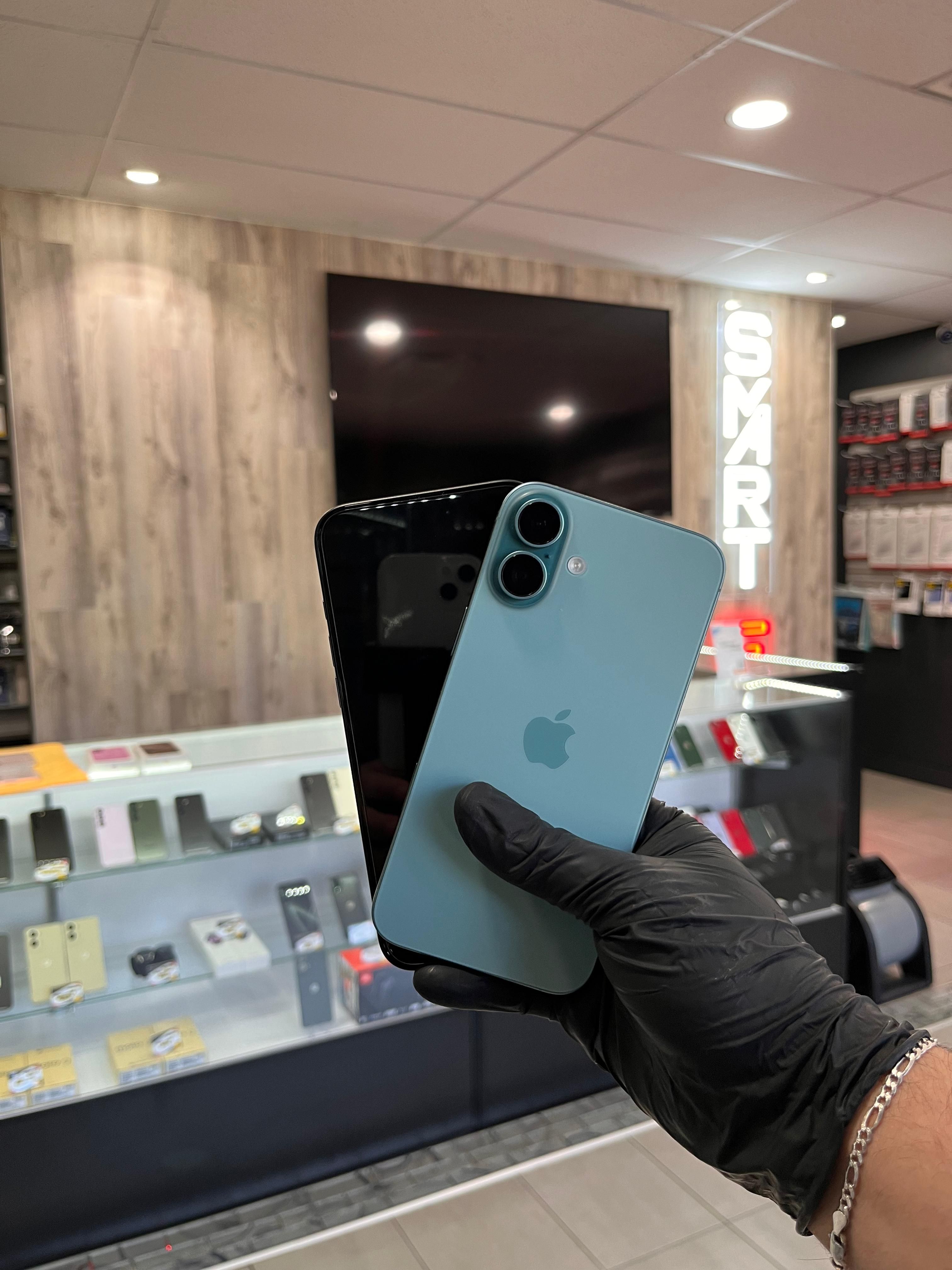 Apple iPhone 16 Plus 128 GB - Teal (Unlocked) + Warranty