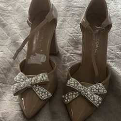 Zapatilla En Número 7 Solo Una Pues En 15