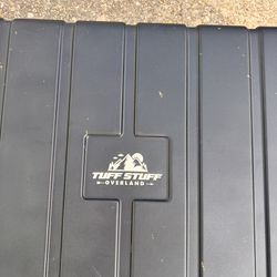 HALO SOLAR LIGHT, 360-DEGREE, 700 LUMEN, FREESTANDING, W SPEAKER, 9.75", BLACK