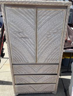 Wicker hutch- for entertainment center