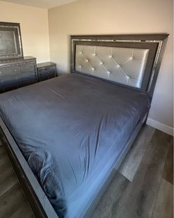 King Size Bed and Mattress