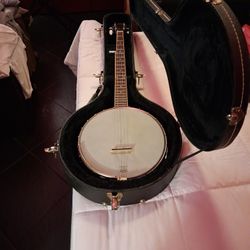 Rover Banjo With Case & Manuals Books