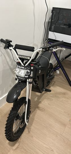 Tuttio Soliel 01 modded 42mph comes with odi grips and a front street tire