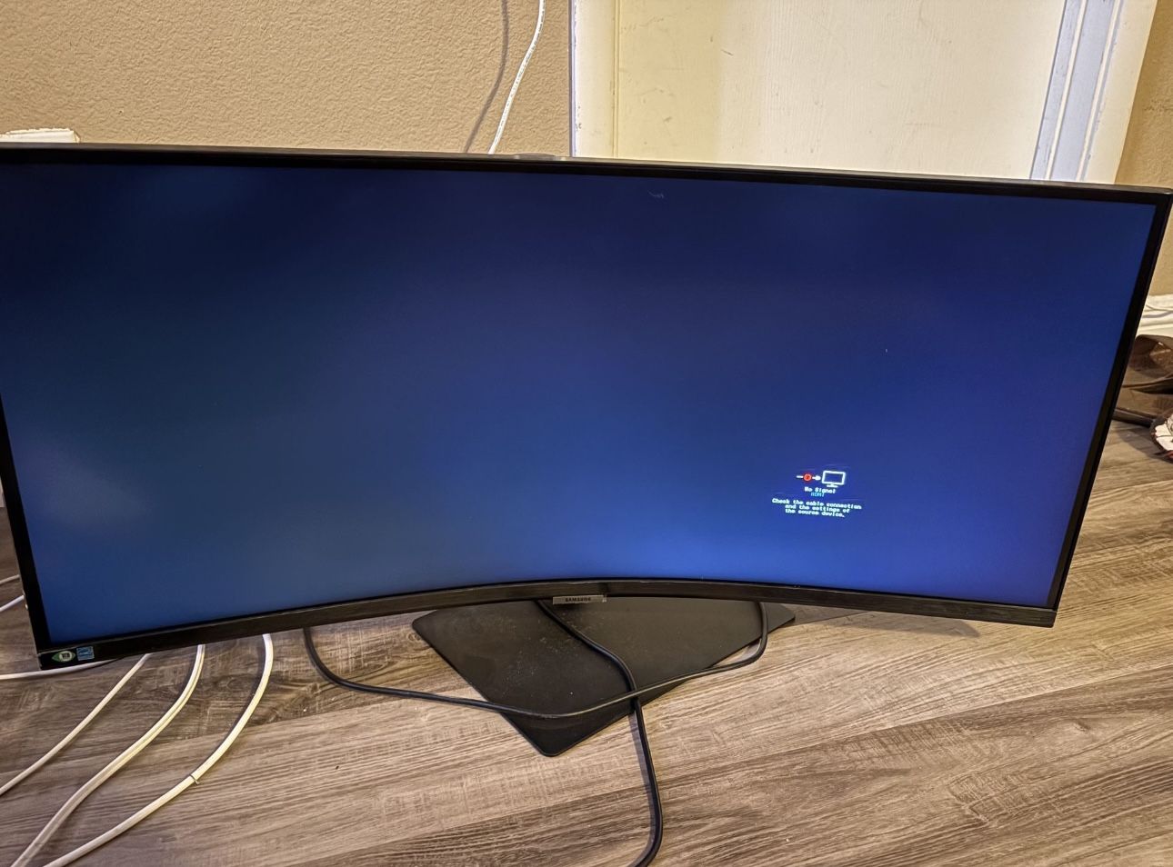 SAMSUNG 34” ViewFinity S6 Series 4K UHD High Resolution Monitor