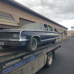 1965 Chrysler New Yorker 