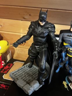 McFarlane Toys DC Multiverse THE BATMAN 12" Statue Figure
